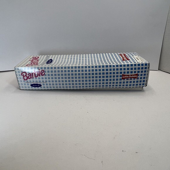 Little Debbie Barbie Collector's Edition Doll Series 2 Mattel 1995 - Picture 6 of 10